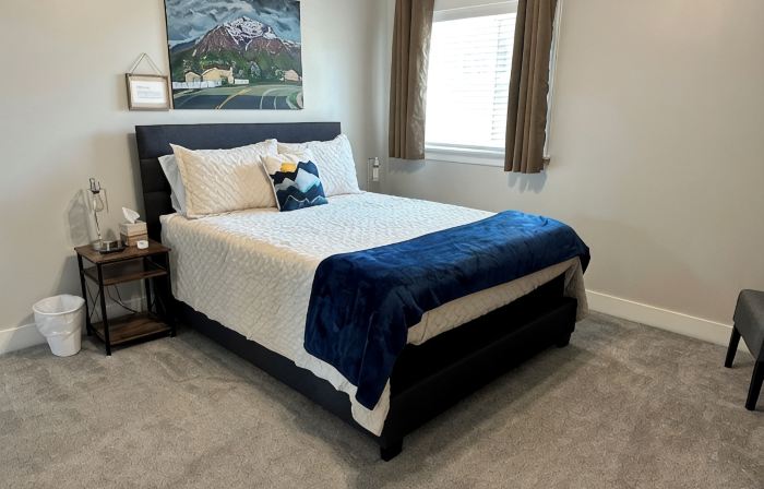 Clean & Spacious 2-bedroom BASEMENT APT. AC, WiFi,  full kitchen in North Ogden