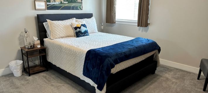 Clean & Spacious 2-bedroom BASEMENT APT. AC, WiFi,  full kitchen in North Ogden Hotels in Weber County