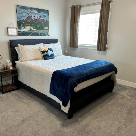 Clean & Spacious 2-bedroom BASEMENT APT. AC, WiFi, full kitchen in North Ogden
