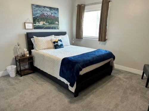 Clean & Spacious 2-bedroom BASEMENT APT. AC, WiFi,  full kitchen in North Ogden - 2-Star