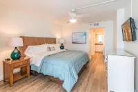 Beachfront. Seaview202 Updated Condo and Newly Renovated Heated Pool and Hot Tub - واي فاي