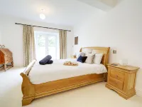 A Stunning, Upside-down Five-Bedroom Home Located in Pendoggett - Boutique