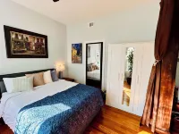 Cozy Guesthouse in Downtown San Antonio Close to Major City Attractions! Hotels near Normoyle Park