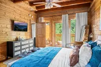 Luxury 7Br Smoky Mountain Lodge, Outdoor Pool, Hot Tub, Game Room & Theater -24 - 4-Star