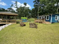 The Quack Shack - 2-Star