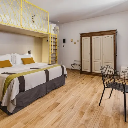 Hotel Priori Secret Garden