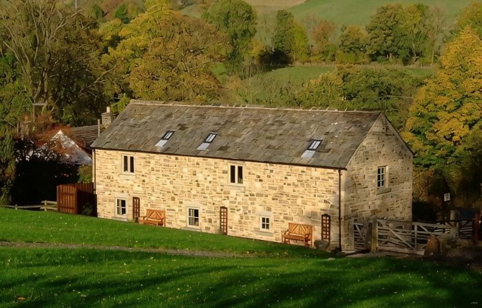 The Oaks - Award Winning Barn Conversion In Hope Village Near To Castleton