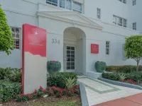 Iberostar Waves Miami Beach Hotels near نصب الهولوكوست التذكاري