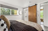 Casa Bruna creekside home in the heart of the Gorge - Homestays