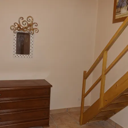 Urban premium ground floor cottage for 2-6 pers historic Fougeres, Label House of Fr.