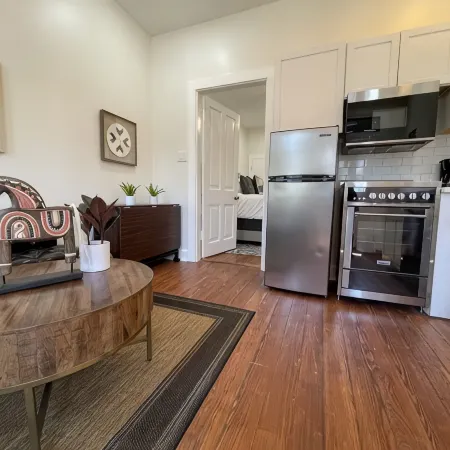 Beautifully Restored! - New Orleans 3 Bedroom Shotgun Home-15 Min French Quarter Отели рядом с достопримечательностью «Зоопарк «Одюбон»»
