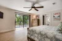Luxury Lakefront Oasis - Kayaks, Views & Games - 4 stjerner