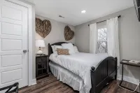 The Nest - Cute, Clean & Comfy - 10Min to Ft. Wood - 3-stjärniga