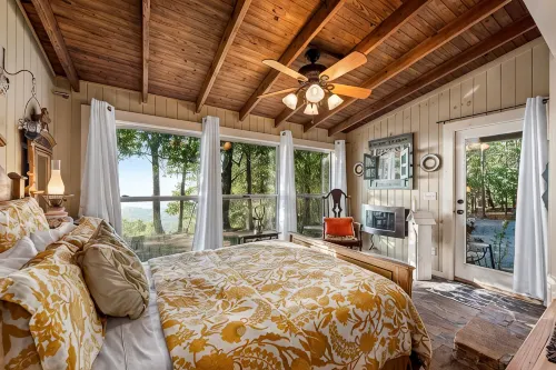 Amazing Mountain Views Special Rates Book Today - Homestays