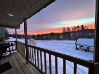 Northern Maine Cabin - Trails - WiFi - AC - 샬레 호텔