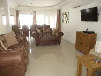 Luxury Villa with Private pool walking distance to beach and Marina! - Villaer