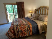 Newer Rustic WiFi Villa by Starved Rock Sleeps 7. A Guest Favorite!! - ヴィラ