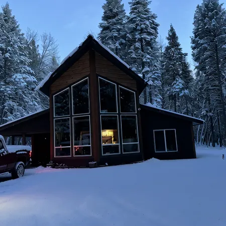 Base of Lassen National Park Secluded 1 BR + LOFT, 2 BATH HOME. sleeps up to 7