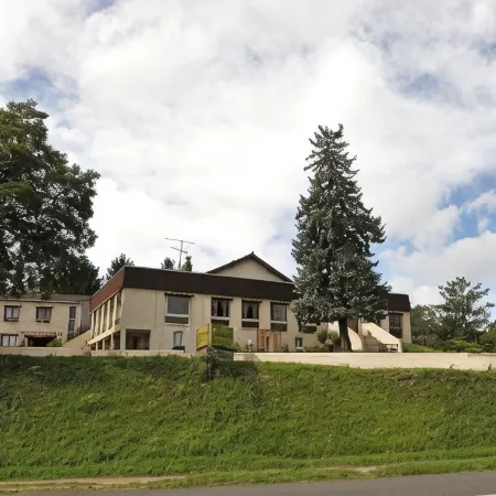 Logis Hotel le Prieure Hotels in Indre
