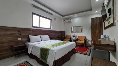 Thanh Hang Hotel Near Emerald My Dinh Hotels in Hanoi
