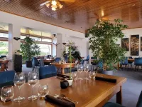 Hotel Restaurant les Glycines - Parkering
