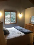 Diamond House, cozy home in a park-like setting - Wifi
