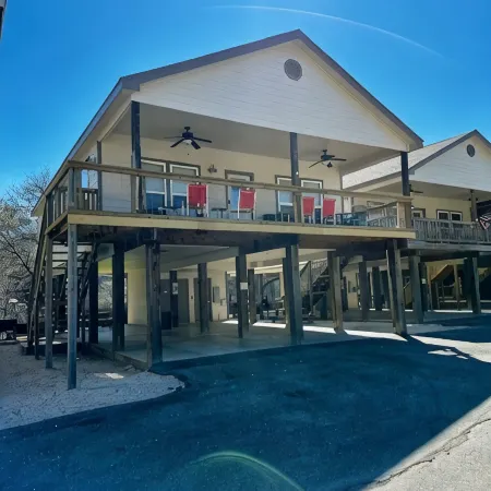 Guadalupe Breeze  Riverfront Family Bunkhouse  3Br River Road for 10