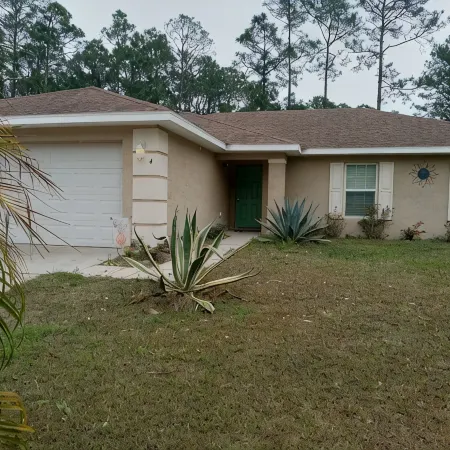 Beach Just 5 Miles! Cul de Sac Home in Great Neighborhood