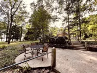 Wheeler Lake Retreat with private dock -  Privatzimmer