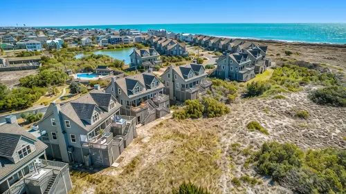 Two Beaches & Pool, Renovated Townhome on Nature Preserve at Serenity Point - Pools