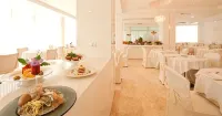 Hotel Excelsior - Breakfast