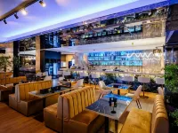 Elitte Inn & Suites Hotels near Carrefour Orhideea