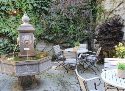 Luxury Boutique Hotel de Castillion