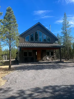 Newer 3-Bedroom Cabin in Fantastic Two Rivers North, Free WiFi - Chalets