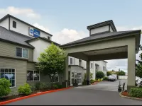 Best Western Oak Meadows Inn - Motels