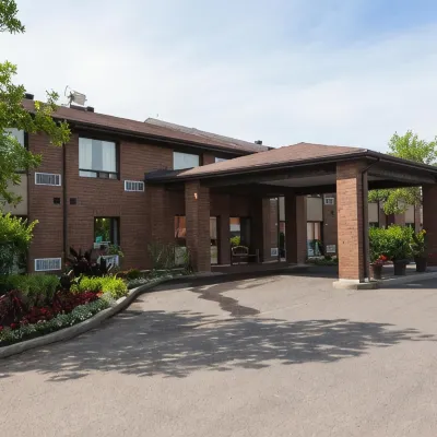 N Hôtel Québec Hotels near Arpidrome de Charlesbourg