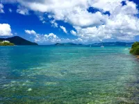 Renovated Amazing Waterfront Escape: Balcony, Paradise At A Great Price! - Swimmingpools