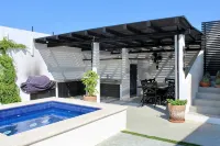 Mi Villa Cabo - 4 bedroom amazing location in downtown Cabo San Lucas - Villalar