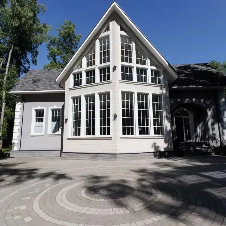 Парк отель «4 сезона» Отели рядом с достопримечательностью «Парк Дракино»