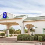 Premier Inn Hotels near Historic Howard House 1848