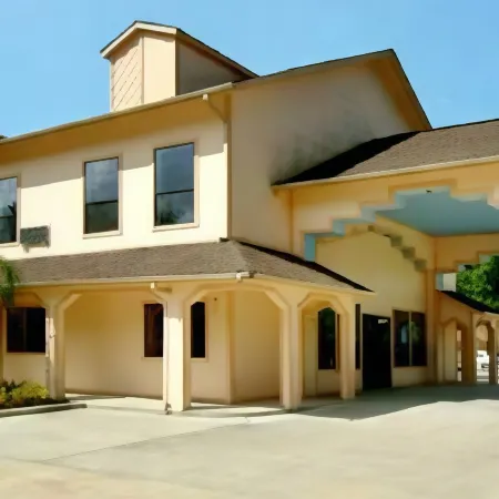 Regency Inn & Suites by Capital O Houston IAH Airport