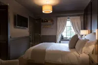 The Lion Hotel - Pub & Restaurant Hotel a Ferndown
