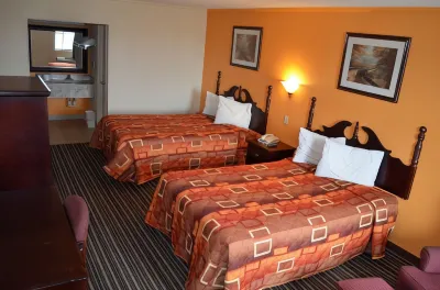 Royal Inn Greenville Hotels near ALDI