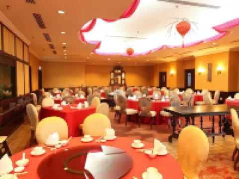 Mines Beach Resort Hotel Hotels in Seri Kembangan