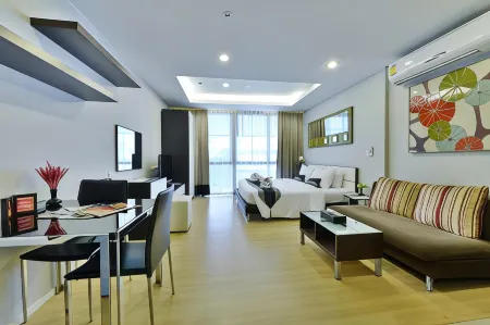 ICheck Inn Skyy Sukhumvit 1