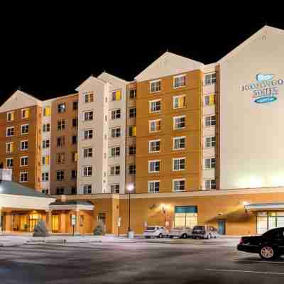 Homewood Suites by Hilton East Rutherford-Meadowlands Hotel Exterior