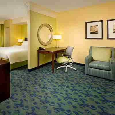 SpringHill Suites Jacksonville North I-95 Area Rooms