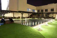 Bristol Hotel - piscine