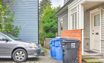 Quaint Seattle Retreat 2 Mi to Capitol Hill!