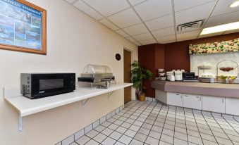 Americas Best Value Inn and Suites Morrow/Atlanta